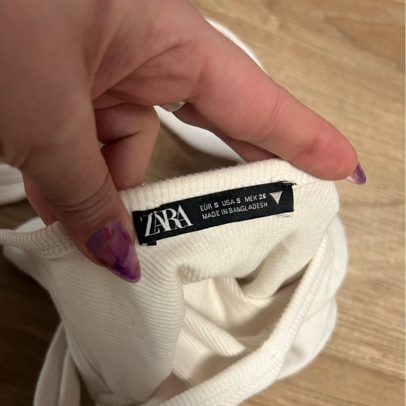 Zara Tops - Zara Cream Ribbed Knit Top